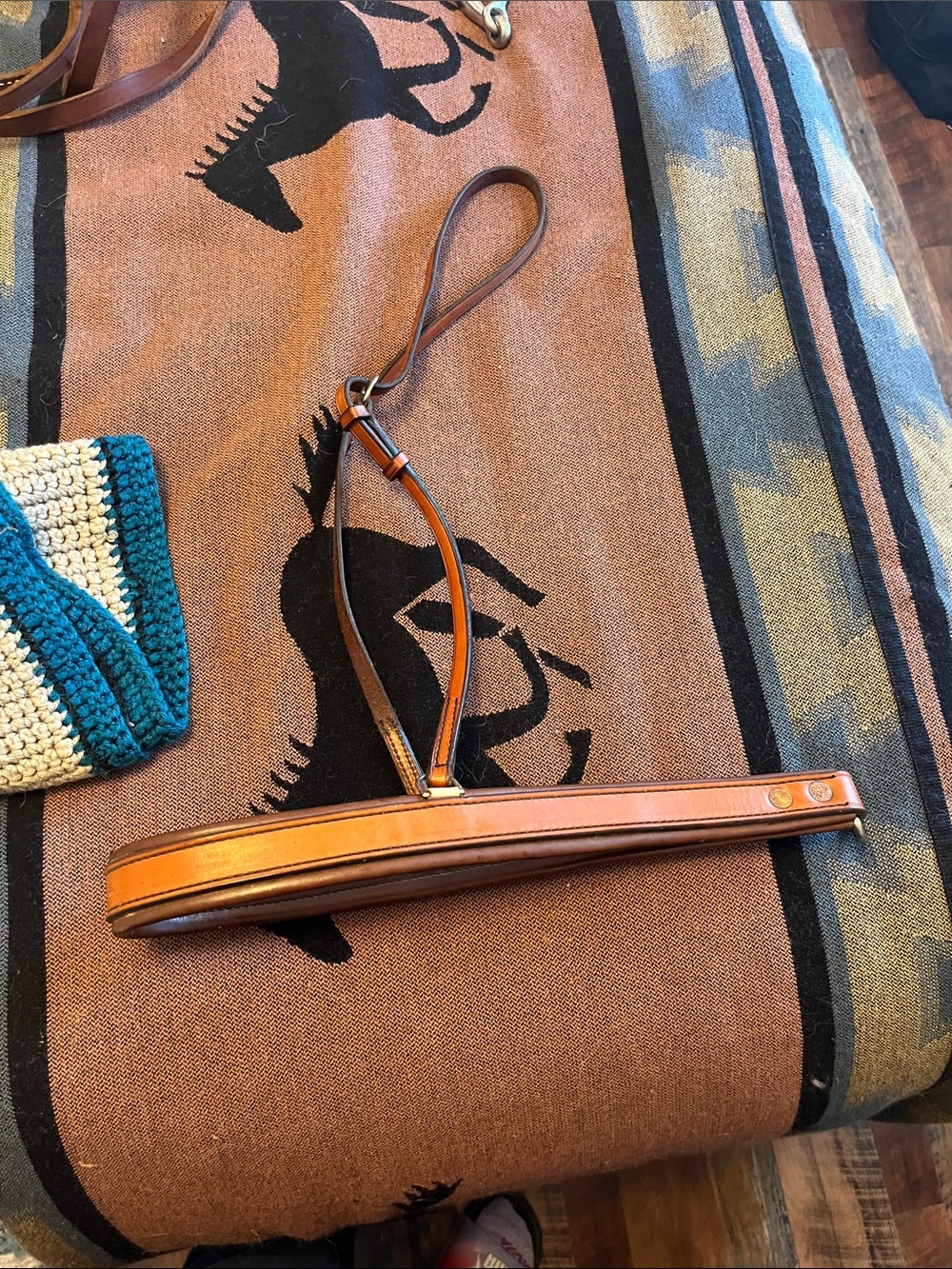 Nose band for tie down